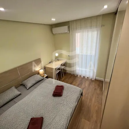 Апартаменты Yacht Club 573 *